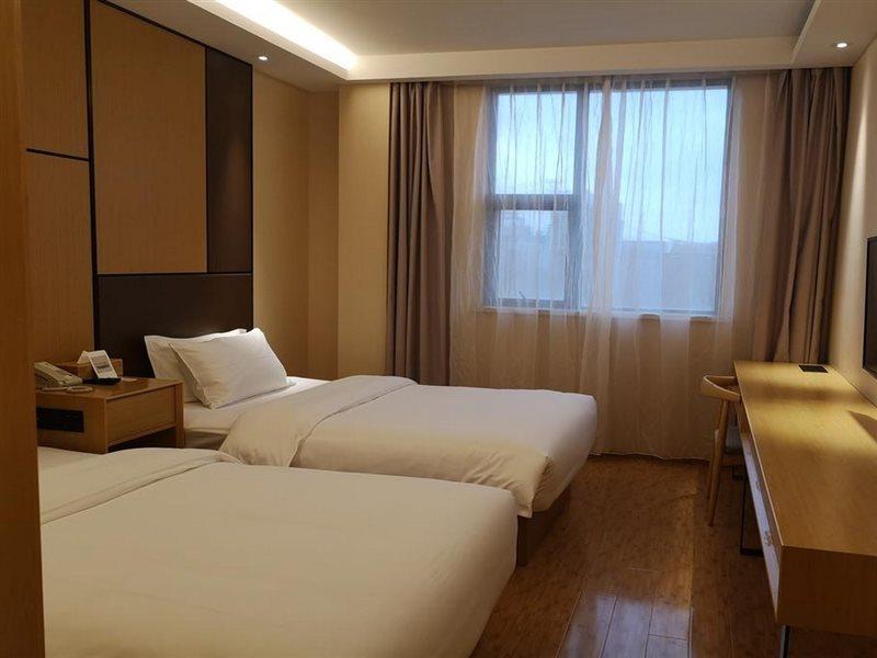 Ji Hotel Shanghai Chuansha Chengnan Road Exterior photo