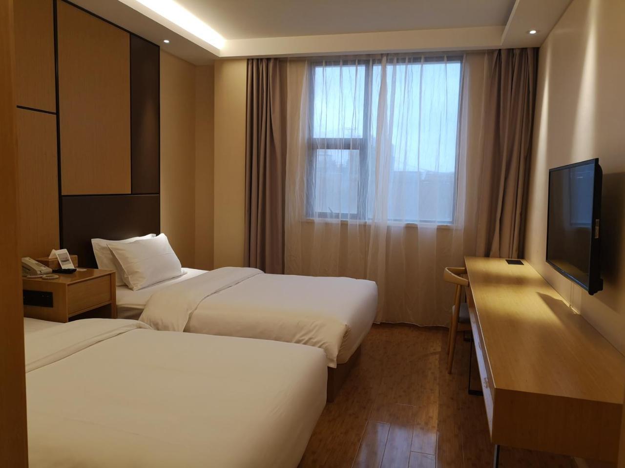 Ji Hotel Shanghai Chuansha Chengnan Road Exterior photo